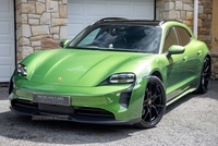 Porsche Taycan SPORT TURISMO in Down