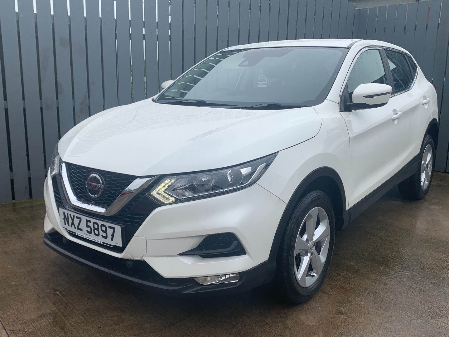 Nissan Qashqai DIESEL HATCHBACK in Antrim