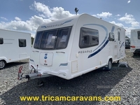 Bailey Pegasus Milan 4 Berth, Separate Shower in Down