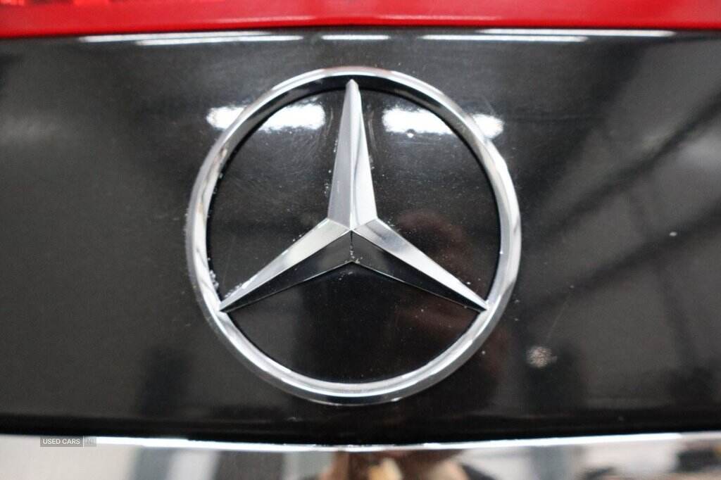 Jun 2012 Mercedes-Benz E-Class E220 CDI BlueEFFICIENCY Sport 2dr Tip Auto