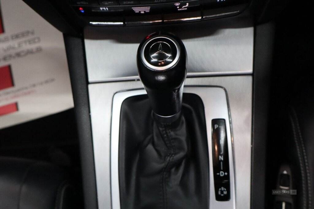 Jun 2012 Mercedes-Benz E-Class E220 CDI BlueEFFICIENCY Sport 2dr Tip Auto
