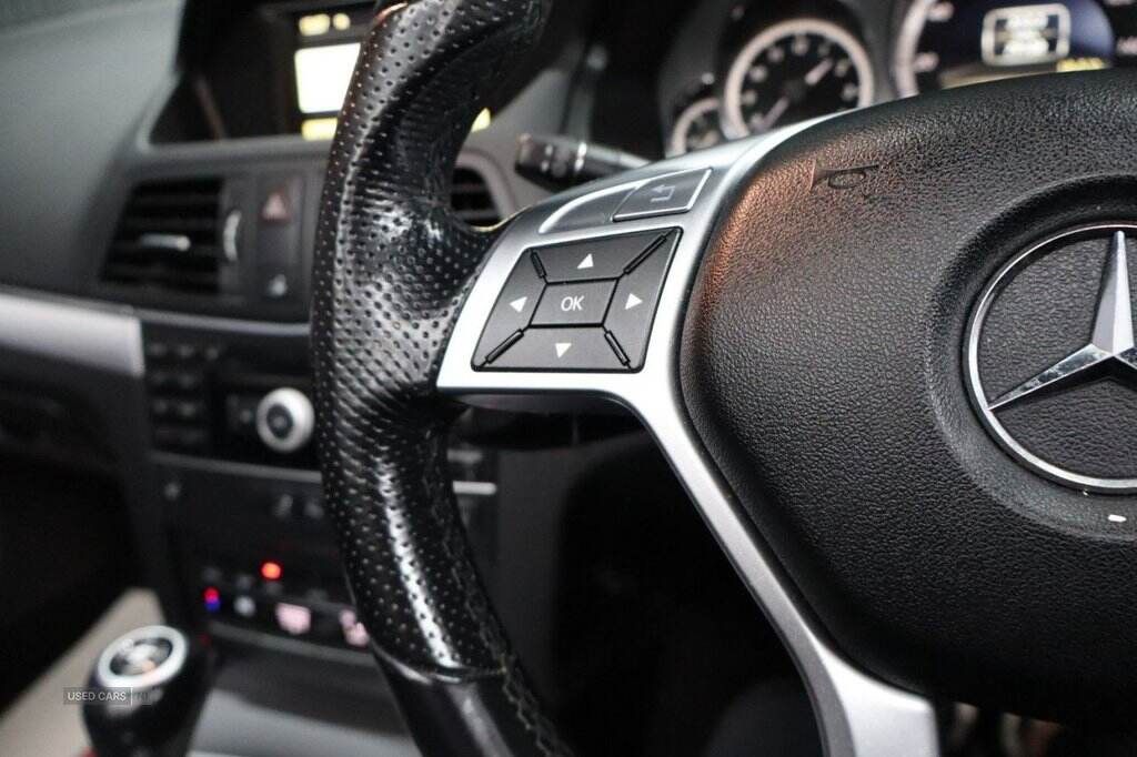 Jun 2012 Mercedes-Benz E-Class E220 CDI BlueEFFICIENCY Sport 2dr Tip Auto