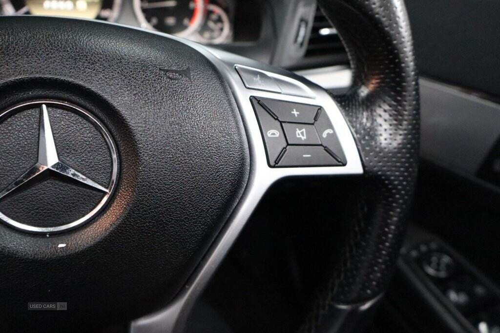 Jun 2012 Mercedes-Benz E-Class E220 CDI BlueEFFICIENCY Sport 2dr Tip Auto