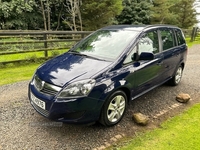 Vauxhall Zafira 1.8i Exclusiv 5dr in Antrim