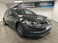 Volkswagen Golf 1.6 SE NAVIGATION TDI BLUEMOTION TECHNOLOGY 5d 114 BHP TOUCHSCREEN, CRUISE CONTROL in Down