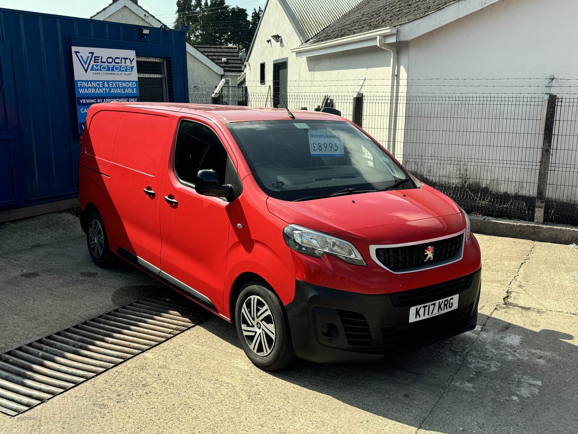 Peugeot Expert STANDARD DIESEL in Derry / Londonderry