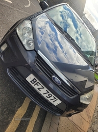 Ford C-max 1.6 Zetec 5dr in Derry / Londonderry