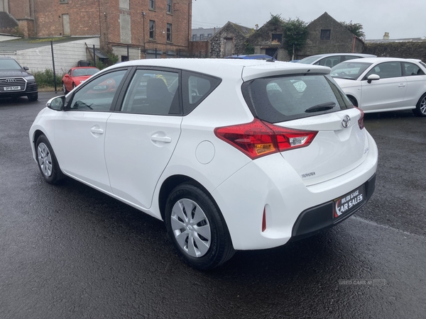 Toyota Auris DIESEL HATCHBACK in Antrim