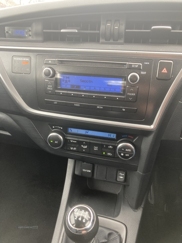 Toyota Auris DIESEL HATCHBACK in Antrim