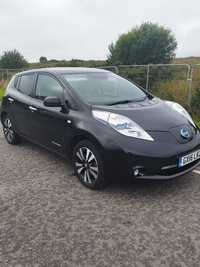 Nissan LEAF 80kW Tekna 24kWh 5dr Auto in Antrim