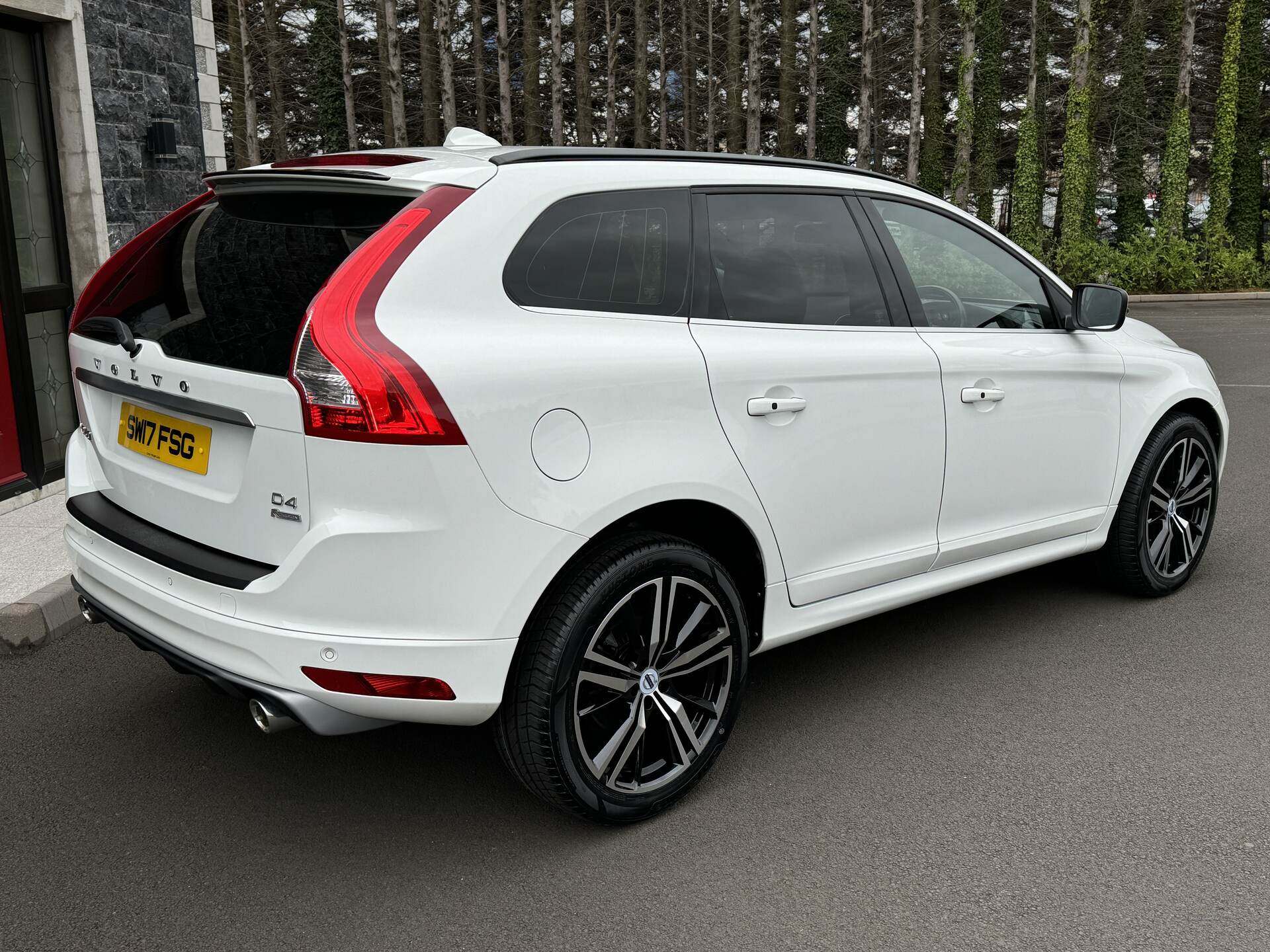 Volvo XC60 DIESEL ESTATE in Antrim