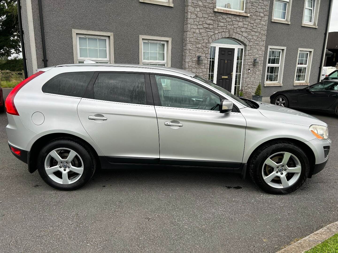 Volvo XC60 DIESEL ESTATE in Armagh