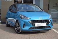 Hyundai i10 1.2 PREMIUM 2 TONE ROOF & NAV, 5 YEAR H PROMISE WARRANTY in Antrim