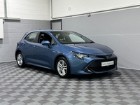 Toyota Corolla 1.8 VVT-h Icon CVT Euro 6 (s/s) 5dr in Derry / Londonderry