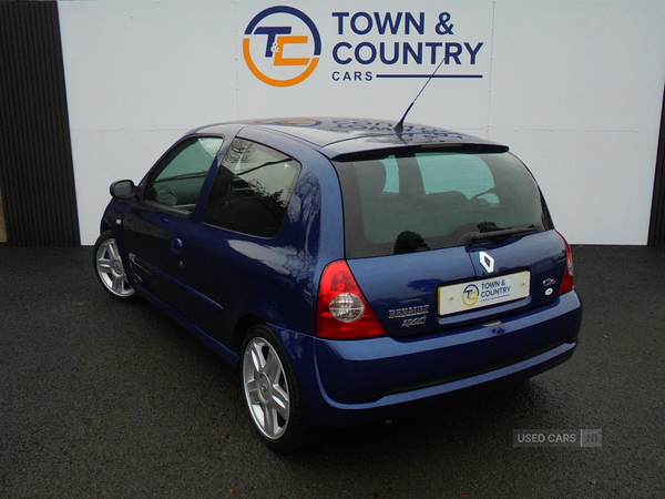 Renault Clio in Antrim