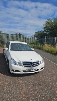 Mercedes E-Class E220 CDI BlueEFFICIENCY SE 4dr Tip Auto in Down