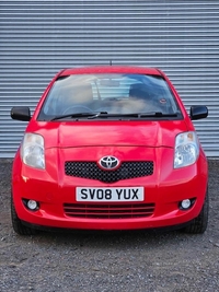 Toyota Yaris 1.0 VVT-i T2 3dr in Armagh