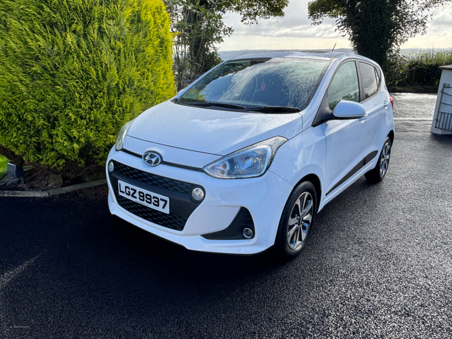 Hyundai i10 HATCHBACK in Antrim