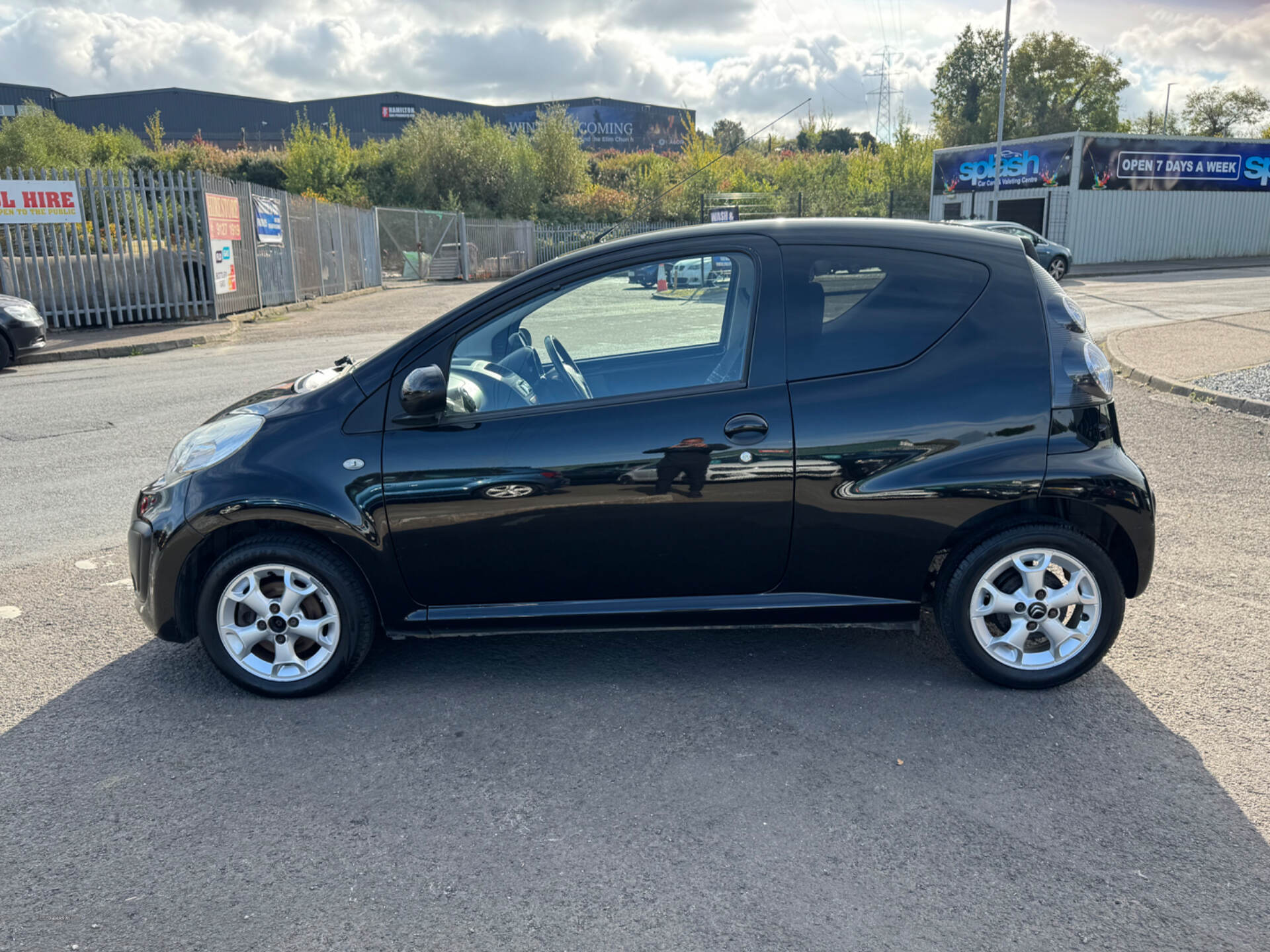 Citroen C1 HATCHBACK in Down