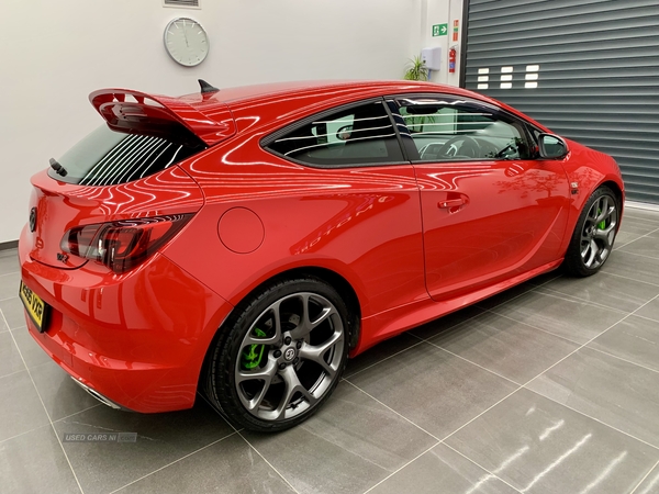 Vauxhall Astra GTC COUPE in Derry / Londonderry