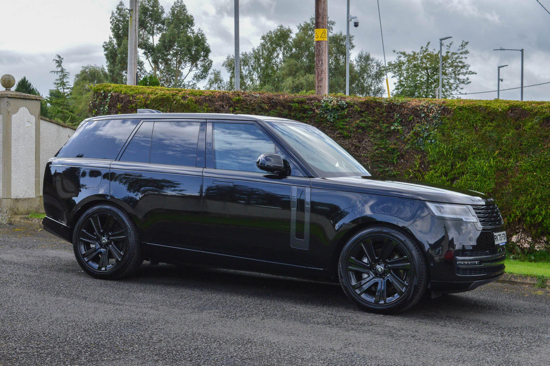 Land Rover Range Rover DIESEL ESTATE in Derry / Londonderry