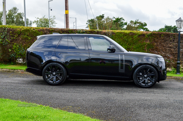 Land Rover Range Rover DIESEL ESTATE in Derry / Londonderry