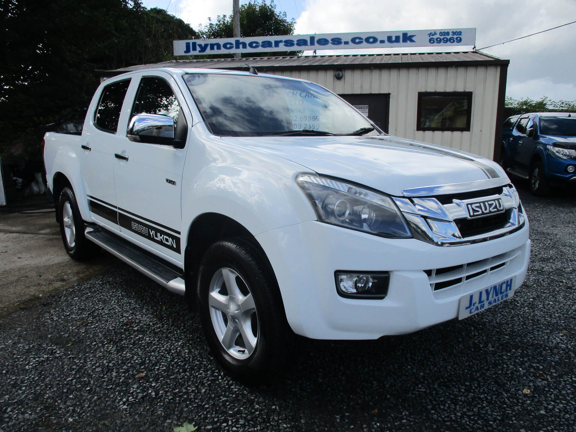 Isuzu D-Max DIESEL in Down