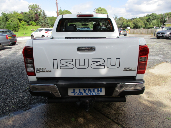 Isuzu D-Max DIESEL in Down