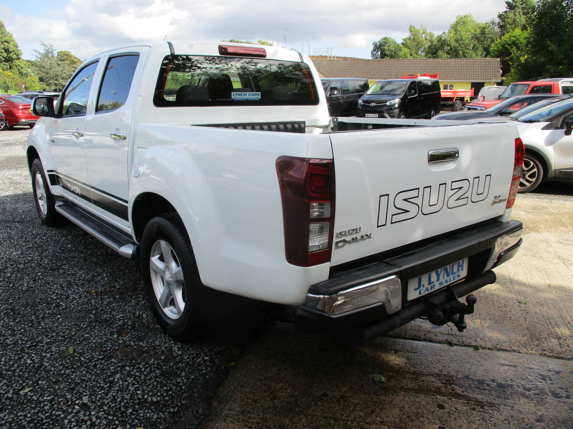 Isuzu D-Max DIESEL in Down