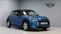 MINI Hatch 1.5 Cooper Classic Hatchback 3dr Petrol Manual Euro 6 (s/s) (136 ps) in City of Edinburgh