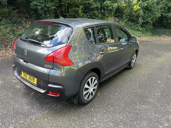 Peugeot 3008 DIESEL ESTATE in Antrim