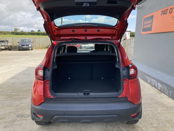 Renault Captur DIESEL HATCHBACK in Derry / Londonderry