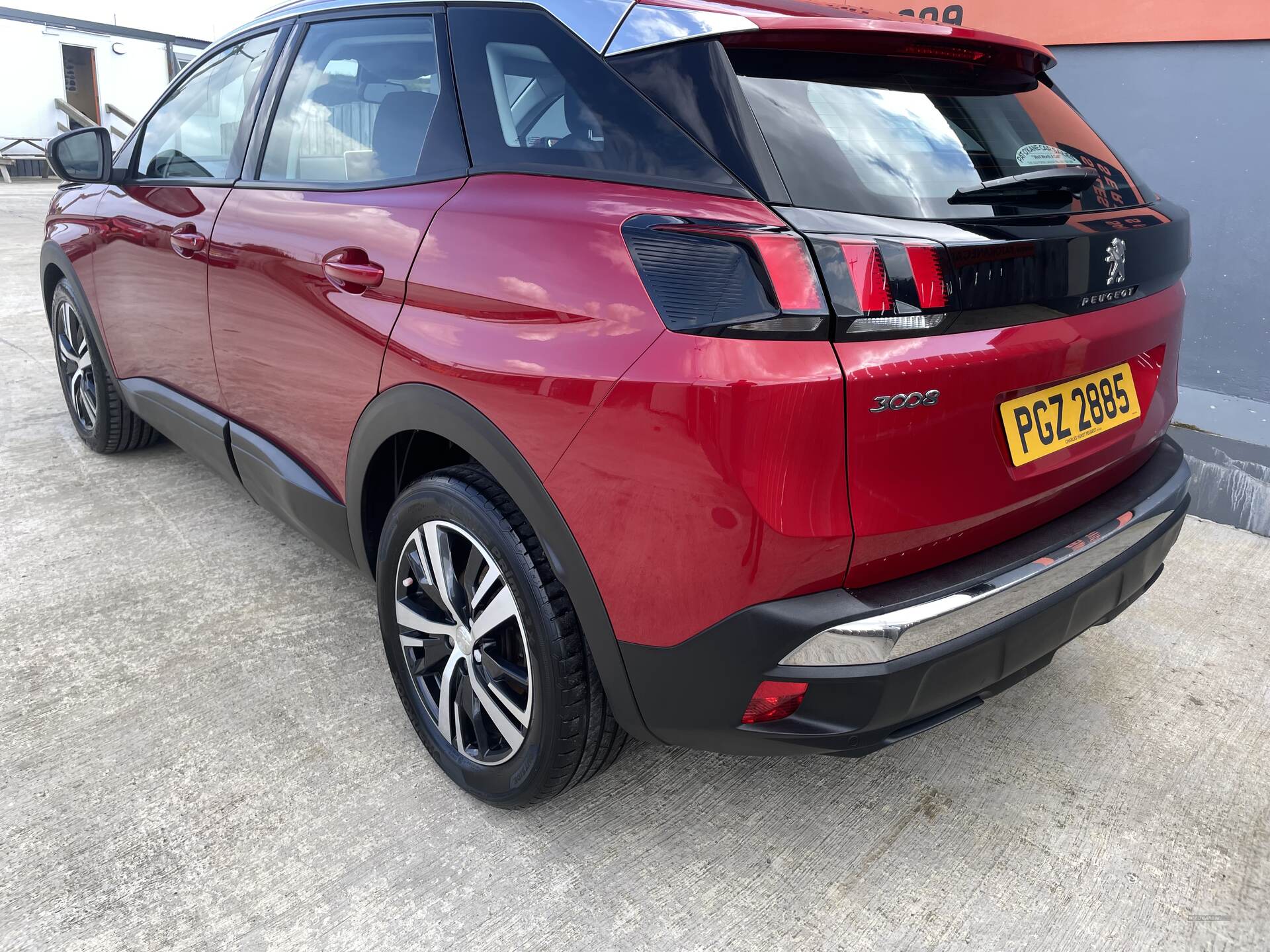 Peugeot 3008 DIESEL ESTATE in Derry / Londonderry