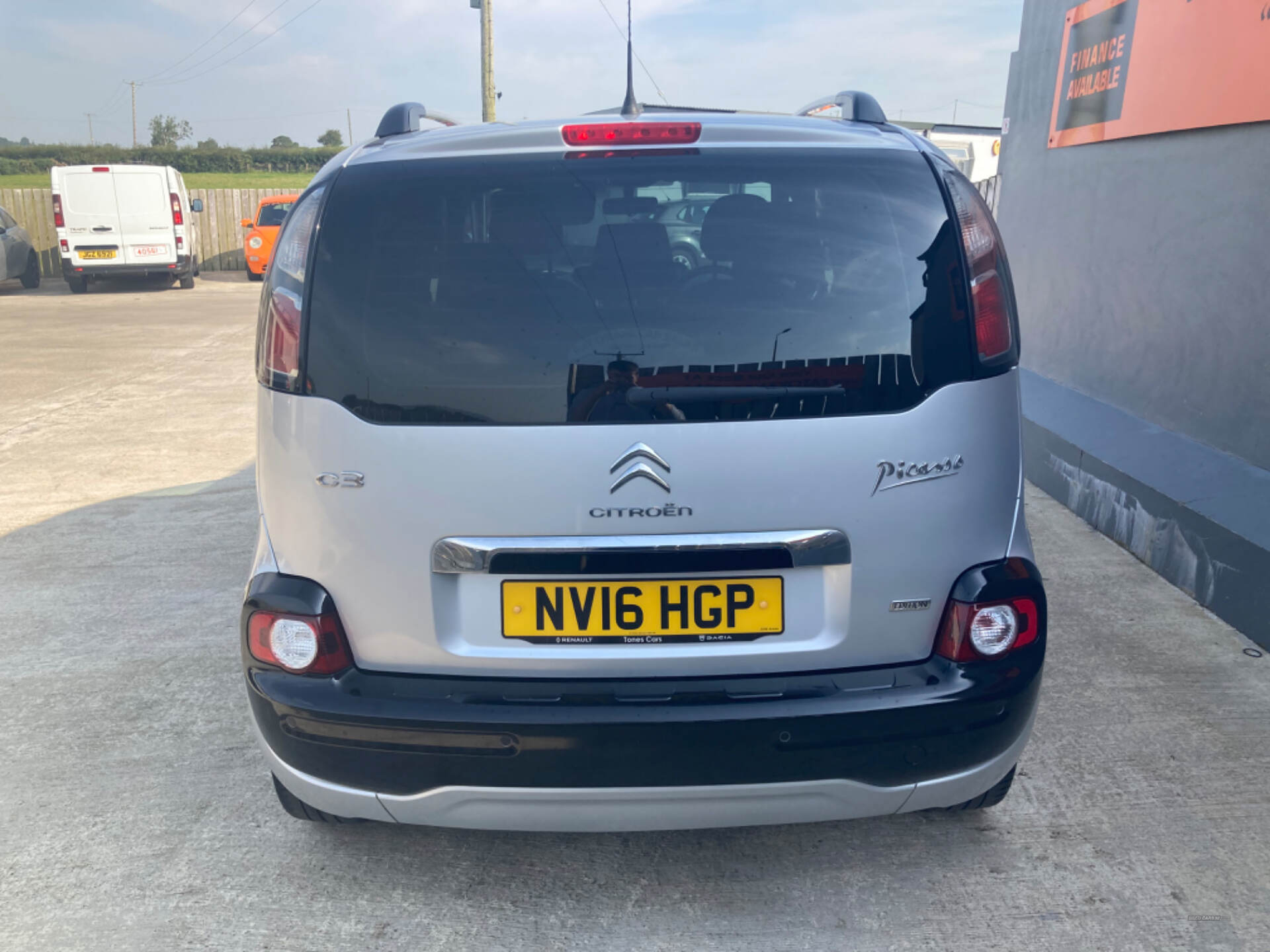 Citroen C3 Picasso DIESEL ESTATE in Derry / Londonderry