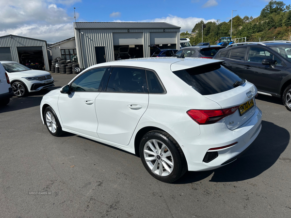 Audi A3 DIESEL SPORTBACK in Down