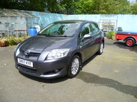 Toyota Auris 1.6 VVTi TR 5dr in Antrim