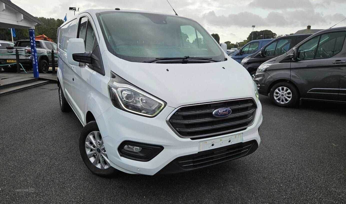 Jan 2019 Ford Transit Custom 2.0 EcoBlue 130ps Low Roof Limited Van