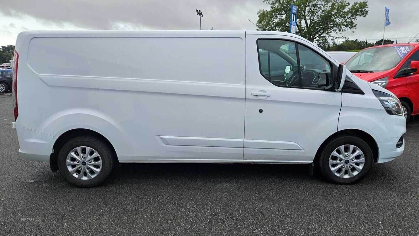 Jan 2019 Ford Transit Custom 2.0 EcoBlue 130ps Low Roof Limited Van