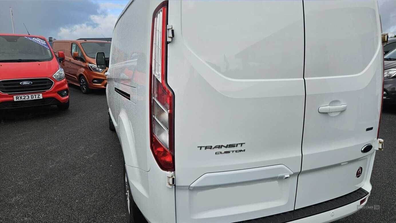Jan 2019 Ford Transit Custom 2.0 EcoBlue 130ps Low Roof Limited Van