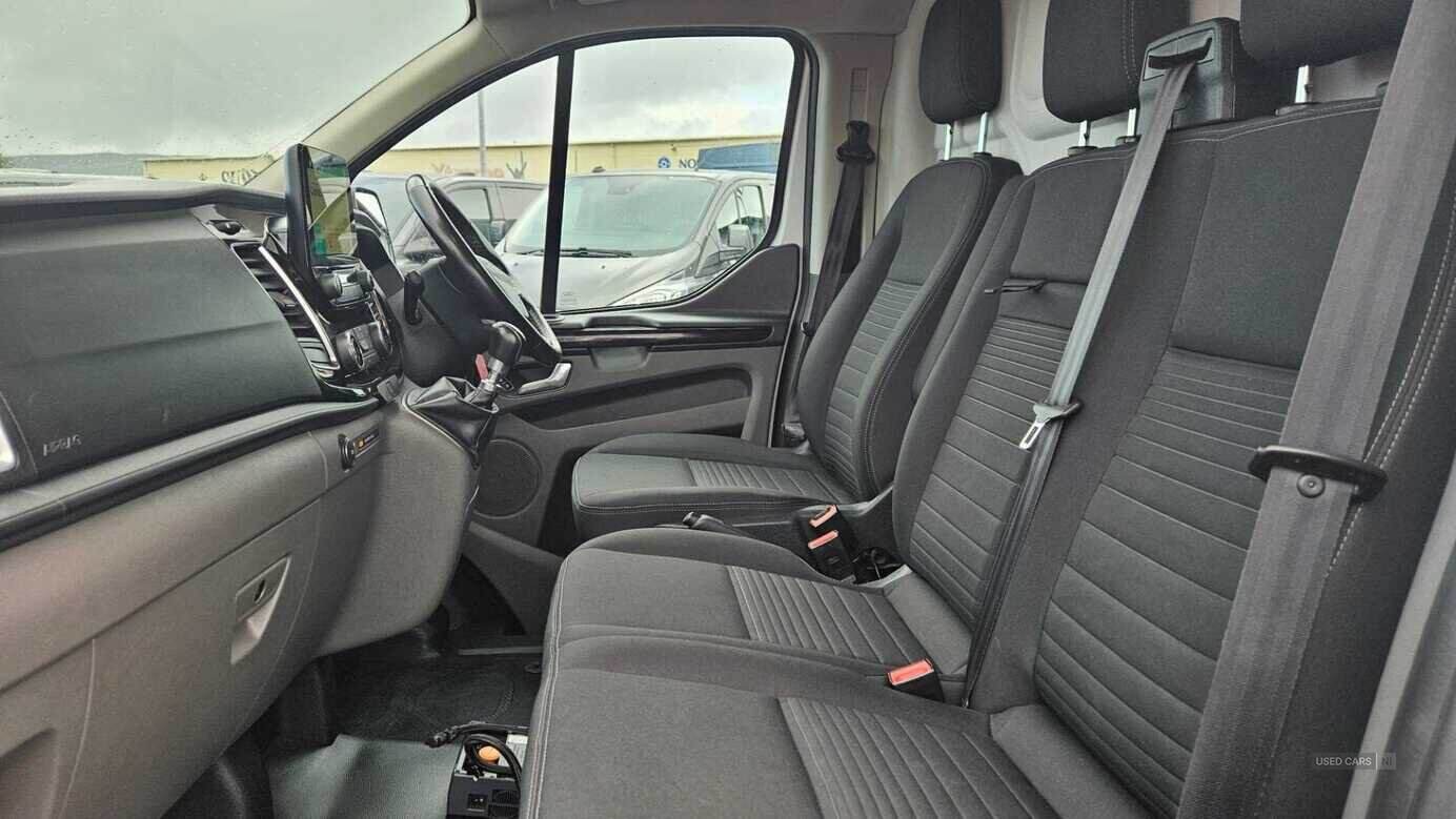 Jan 2019 Ford Transit Custom 2.0 EcoBlue 130ps Low Roof Limited Van