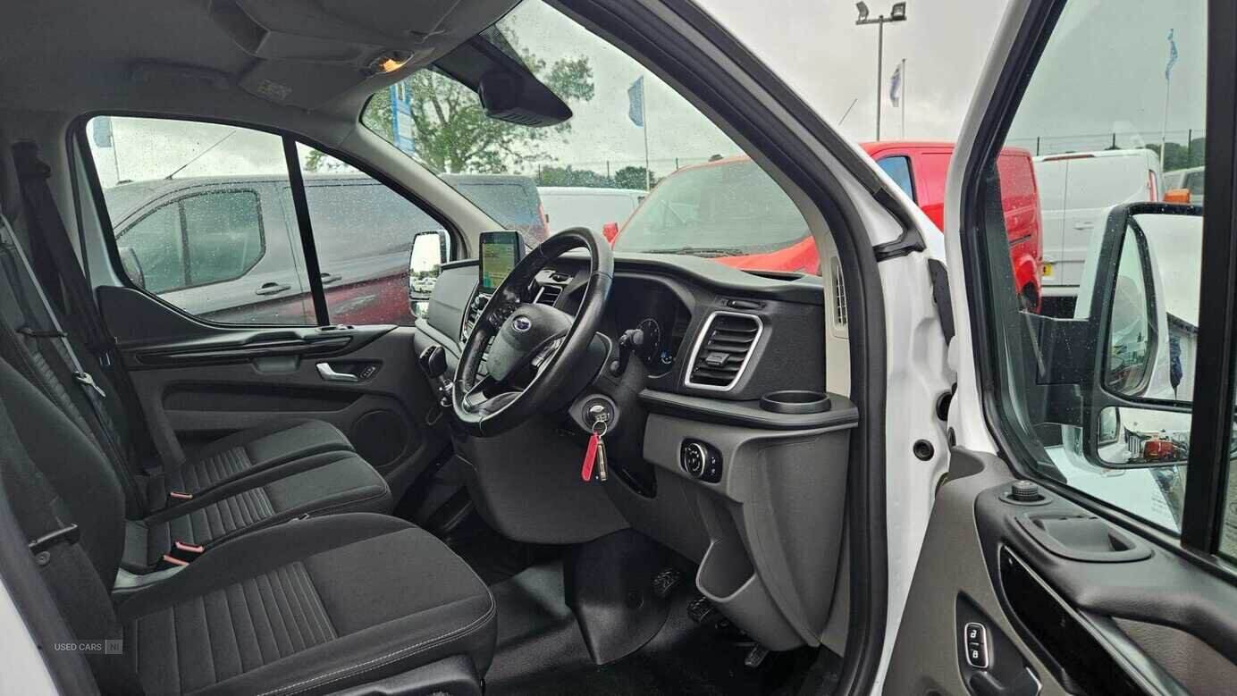 Jan 2019 Ford Transit Custom 2.0 EcoBlue 130ps Low Roof Limited Van