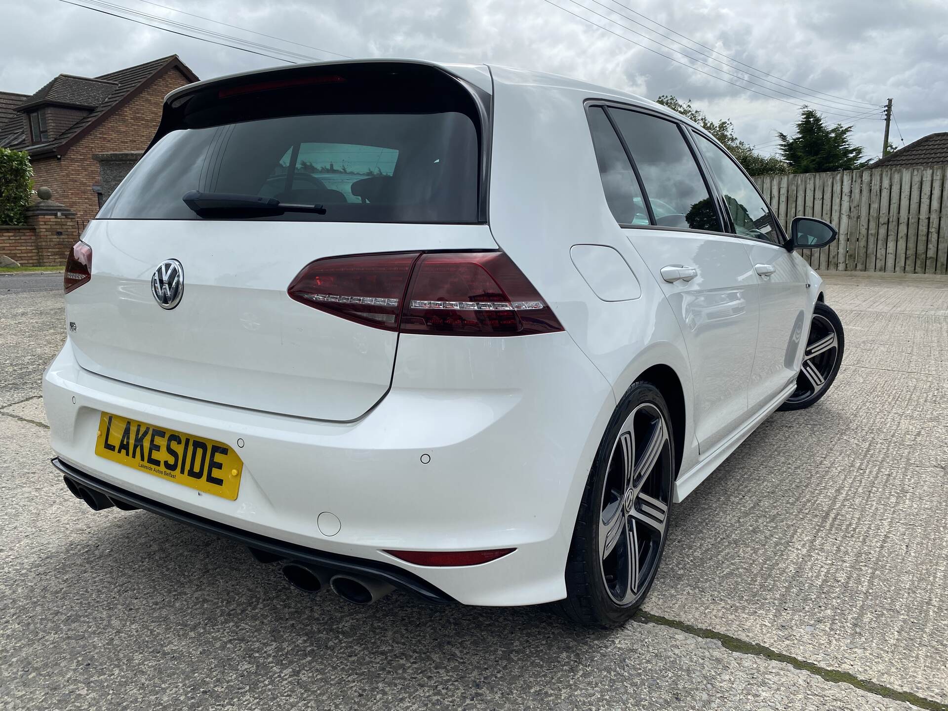 Volkswagen Golf HATCHBACK in Down