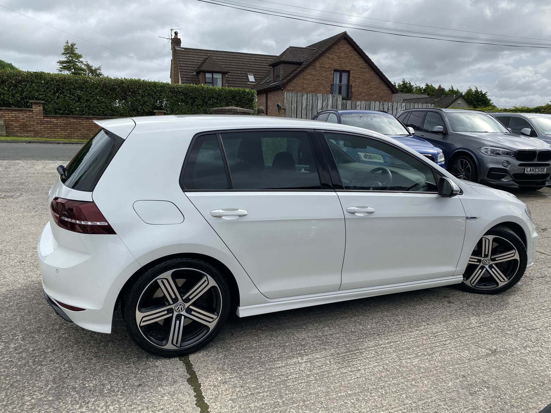 Volkswagen Golf HATCHBACK in Down