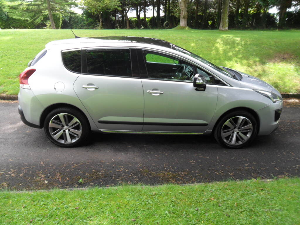 Peugeot 3008 DIESEL ESTATE in Derry / Londonderry