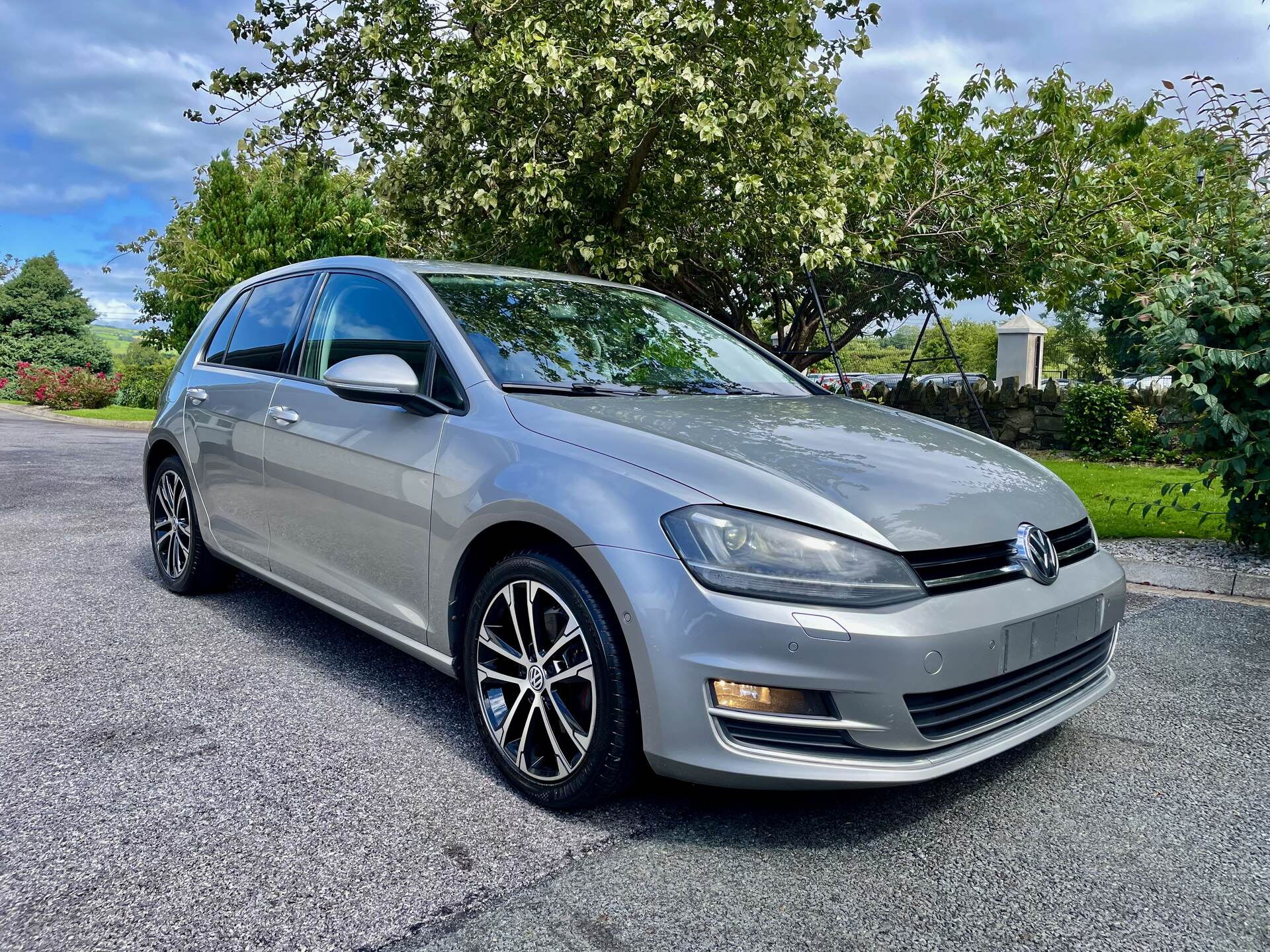Mar 2013 Volkswagen Golf 2.0 TDI HIGHLINE DSG