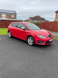 Seat Leon 2.0 TDI CR 140 FR 5dr in Down