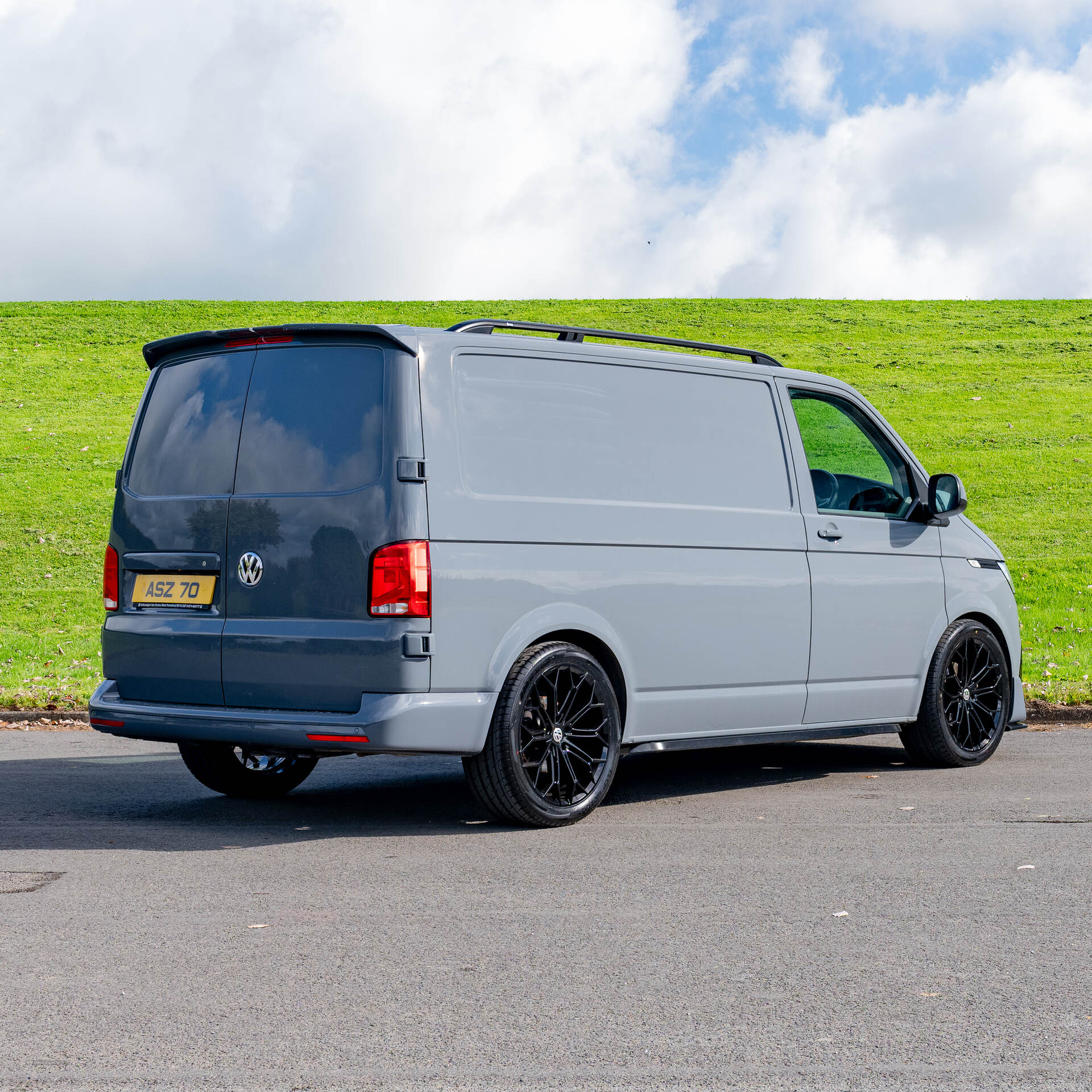 Volkswagen Transporter T28 SWB DIESEL in Antrim