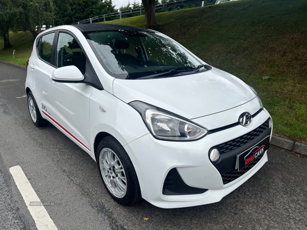 Hyundai i10 HATCHBACK in Down