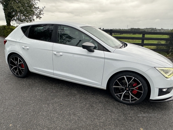 Seat Leon DIESEL HATCHBACK in Armagh