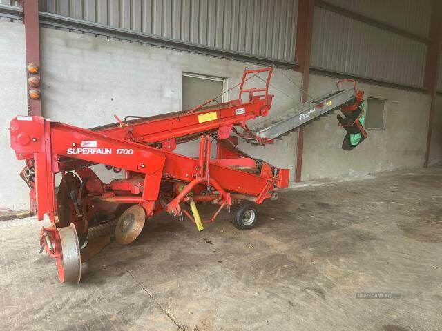 Kverneland 1700